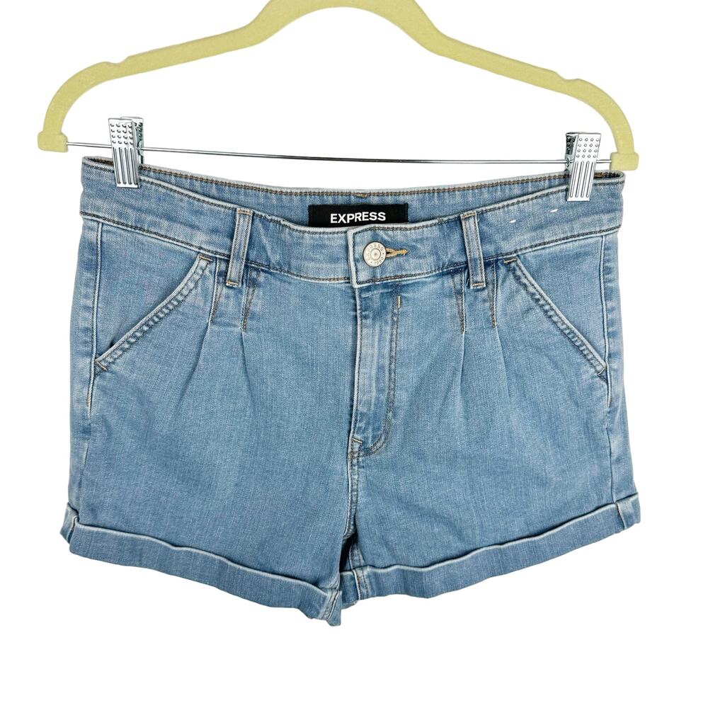 Express Blue Light Wash Denim Pleated Cuffed Jean Hi-Rise Shortieâ Shorts Sz 8